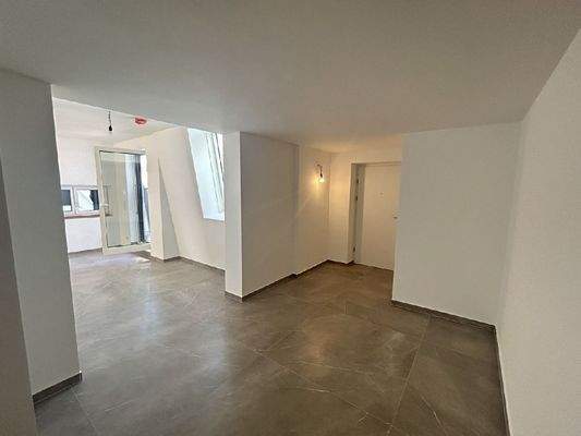 20250820_134021663_i