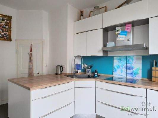 Einbauküche mit Tresen-Teil