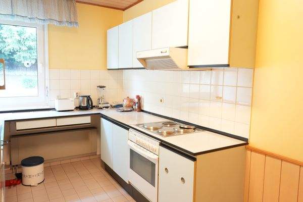 Küche mit Einbauküche