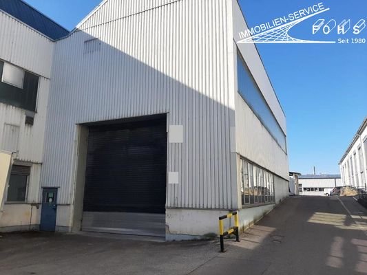  Lagerhalle 1.070 m² Aussen-Ansicht