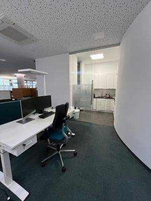 Büroraum EG