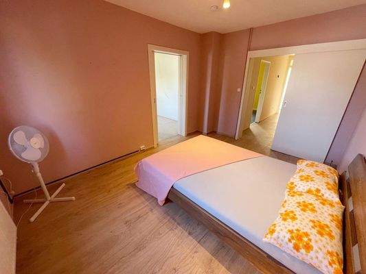 Esszimmer/Schlafzimmer EG