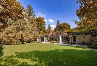 Grundstück mit Altbestand