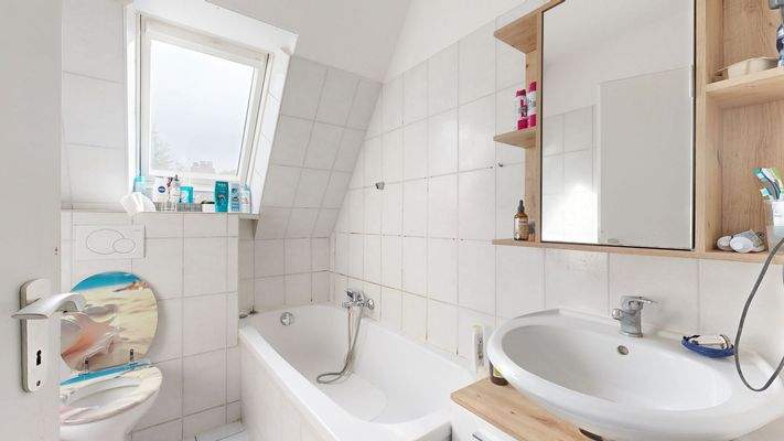 Badezimmer Erdgeschoss Rechts