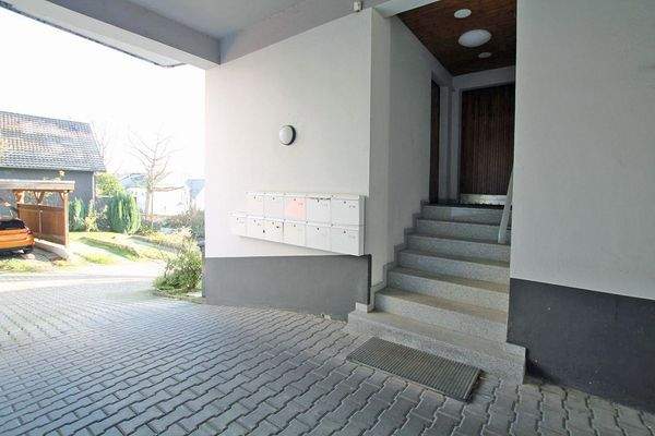 Eingangsbereich, Zufahrt Garagenhof