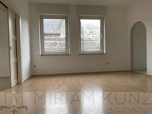 MiriamKunz-Immobilien-Zimmer.jpg