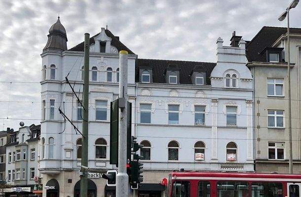 72657840_1404922546321968_1150292997506596864_n.jp