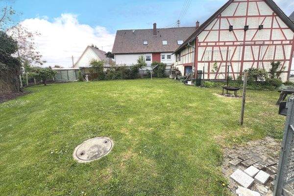 Grundstück hinter Haus Nr. 5