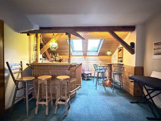 offener Barbereich OG