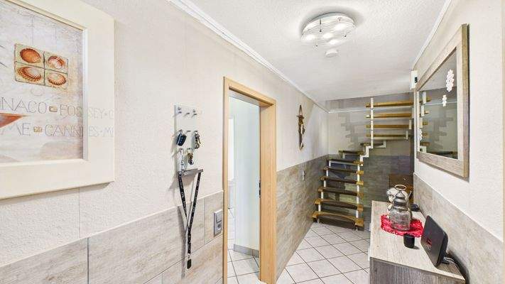 1. Wohneinheit Erdgeschoss - Haupteingang/Eingang