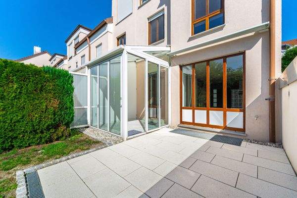 Wintergarten und Terrasse