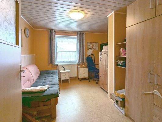 Gäste-/ Arbeitszimmer