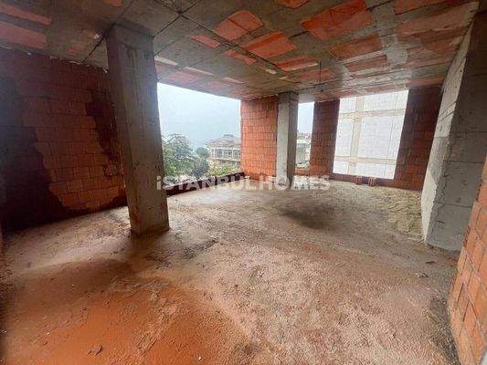 Real estate in Kadıköy Within Walking Distance to the Beach