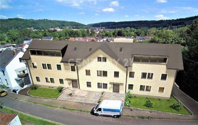 Neue abgeschlossene Frontansicht ( visualisiert )