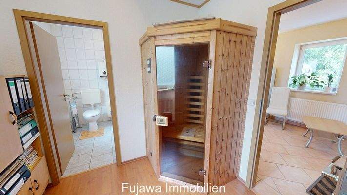 Praxis Durchgangszimmer mit Sauna