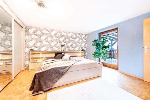 Schlafzimmer mit Terrasse