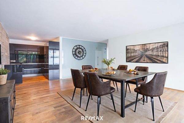 Wohnzimmer 1 gestagt