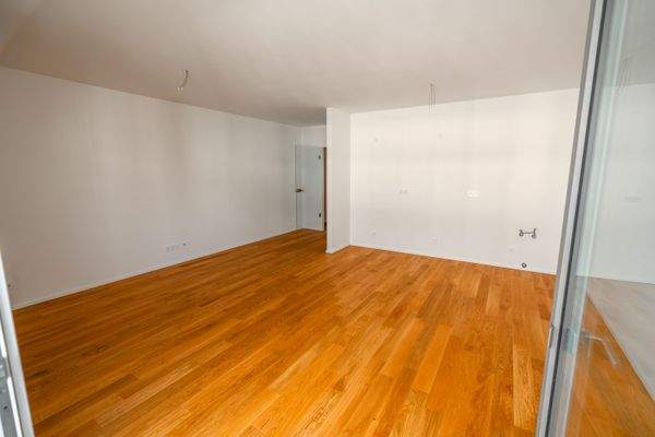 Wohnen/ Küche-Bsp. baugleiche Wohnung/andere Etage