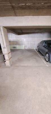 Tiefgaragenstellplatz