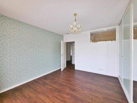 Kinder-/Gäste-/Arbeitszimmer