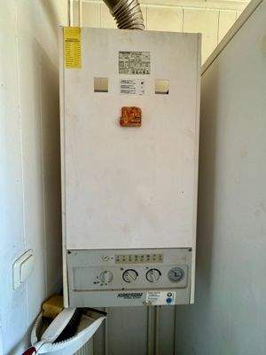 4. OG 3-Zimmer: Gastherme