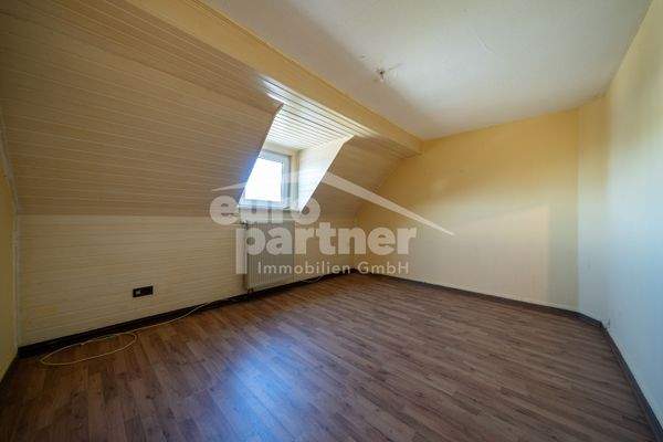 Wohnzimmer (Wohnung DG)