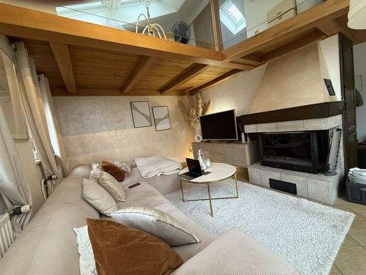 011_Wohnbereich mit Kamin