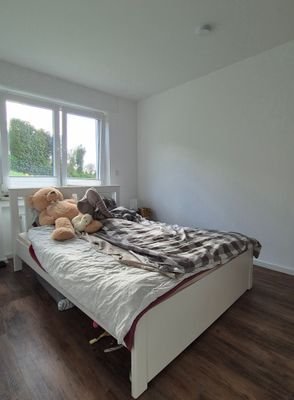 Schlafzimmer mit Ankleidebereich.jpg