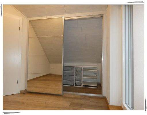 Einbauschrank im Schlafzimmer DG