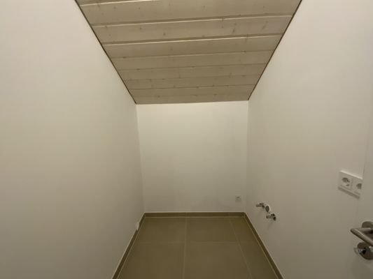 Abstellraum mit WMA-Anschluß