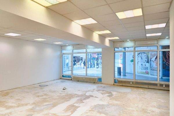 Laden Nr. 11, HS-Nr. 32_DSCF9582_2MP