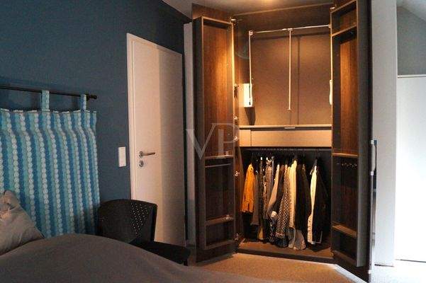 EG Schlafzimmer Kleiderschrank