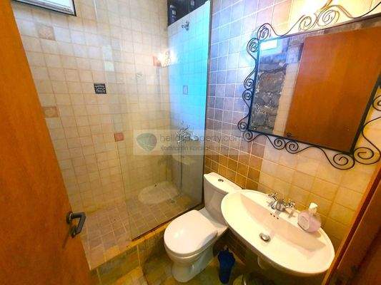 b89ac332c4f34005b80dfc486985c3d2-original