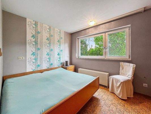 Schlafzimmer Gartengeschoss