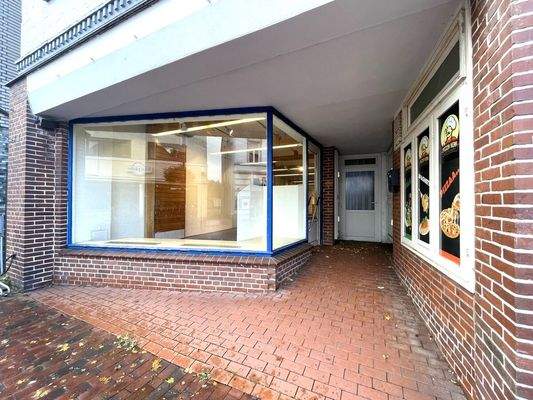 große Schaufensterfronten