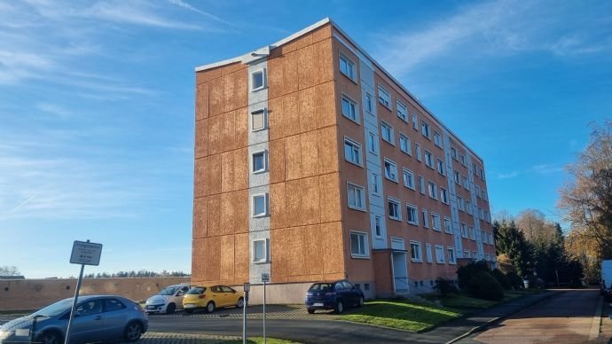 2-Zimmer-Wohnung mit Balkon und Keller in Siebenlehn