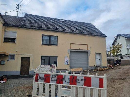 fa4d3746-96cb-4ac8-a2f5-c784af889884.jfif