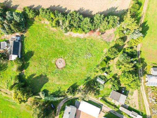 Großzügiges Grundstück