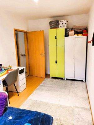 Kinder-/Gästezimmer/Büro