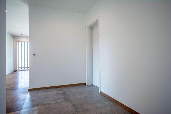 genügend Platz für eine Garderobe