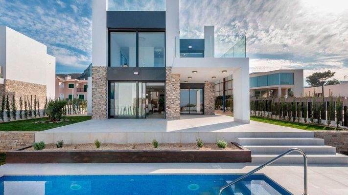 Neuebau Villa mit Schwimmbad zum Verkaufen in Colonia Sant Pere, Artá, Mallorca