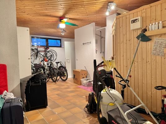 Fitnessraum im UG