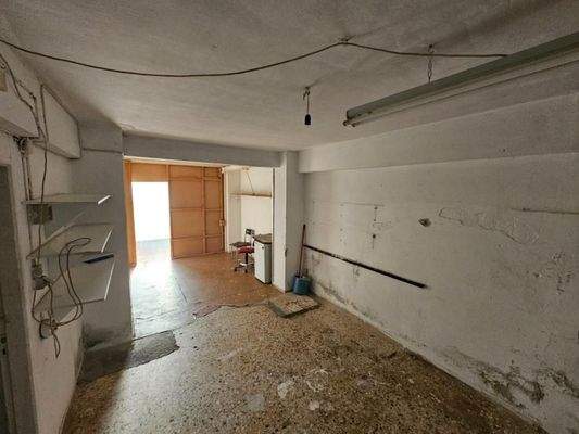 Kreta, Heraklion: Büro im Stadtteil Therissos zu verkaufen