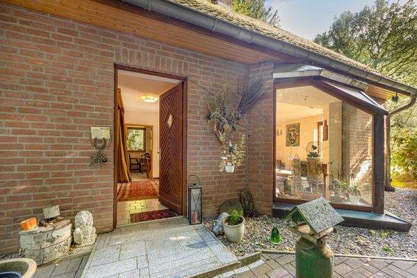 in Ihrem eigenen trauten Heim