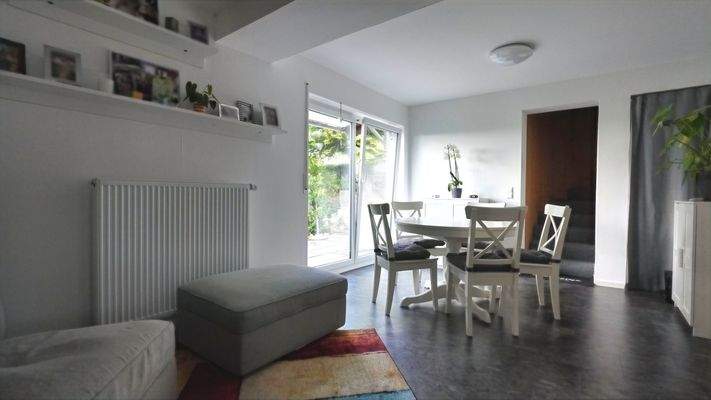 Anderer Blick auf Wohn-Essbereich der 2 ten Wohnung