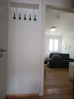 Küche zur Flur und WZ.jpg