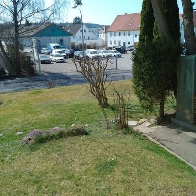 Garten Vorderseite 2