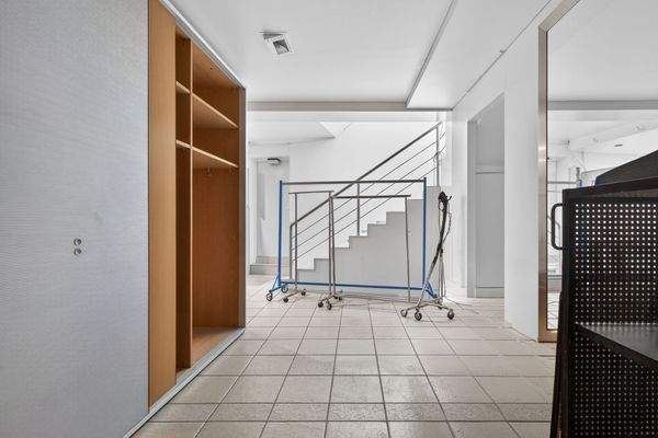 Lager im Untergeschoss