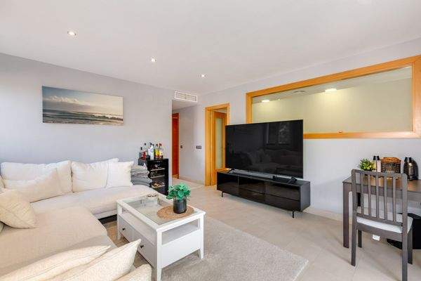 Großzügiges Wohnzimmer