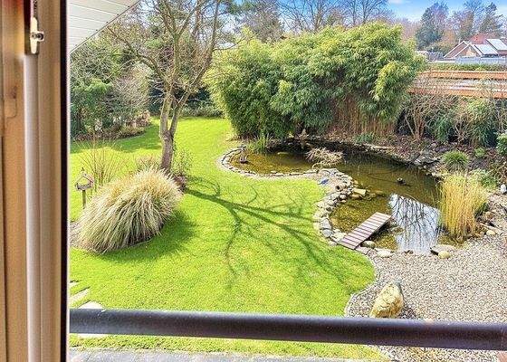 Gartenblick aus Schlafzimmer I